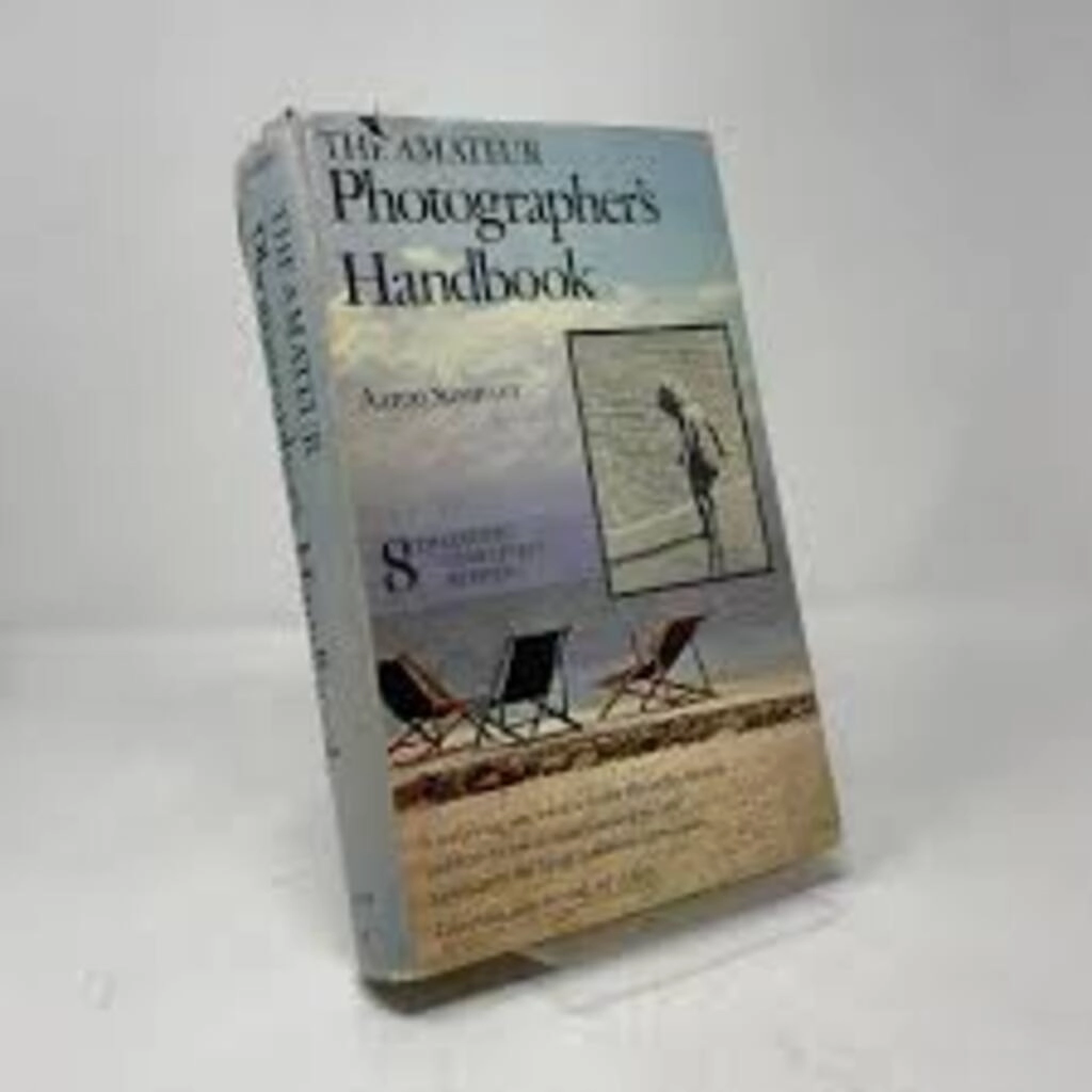 the amateur photographer's handbook (used,hard cover,good condition)