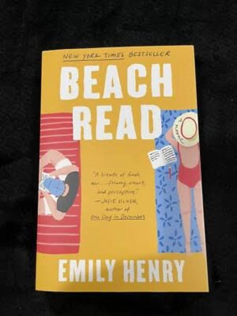 beach read (used,paper back, good condition)