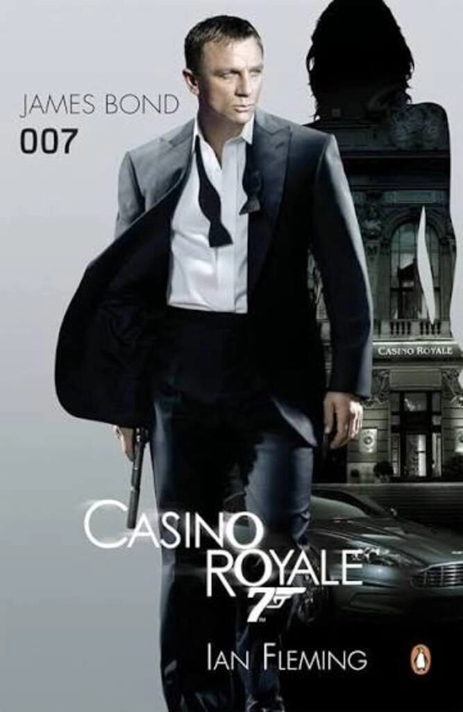 casino royale (used,paper back,good condition)
