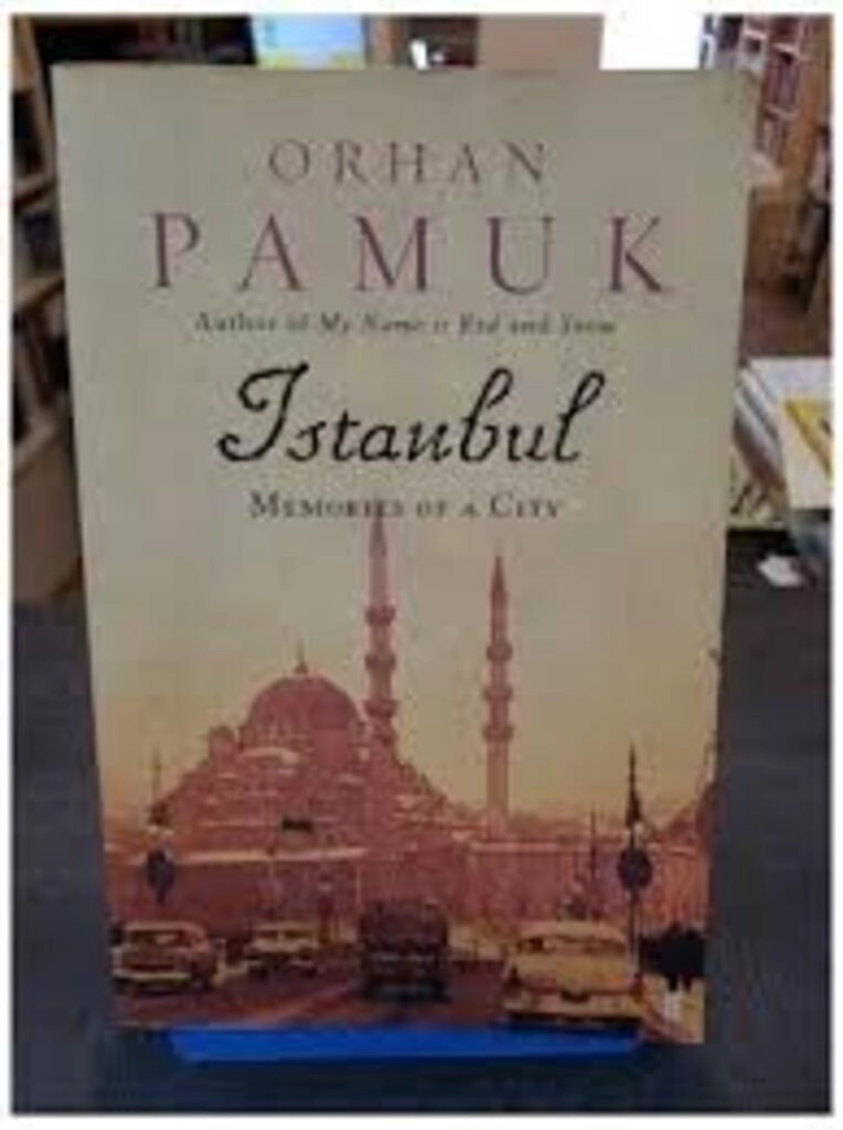 Istanbul - Memories OF A City ( used, paperback, good condition )