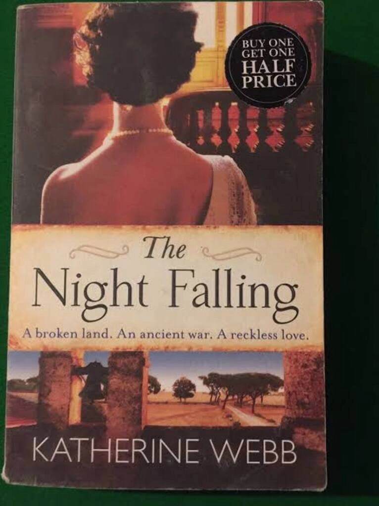 The night falling (used,paper back, good condition)