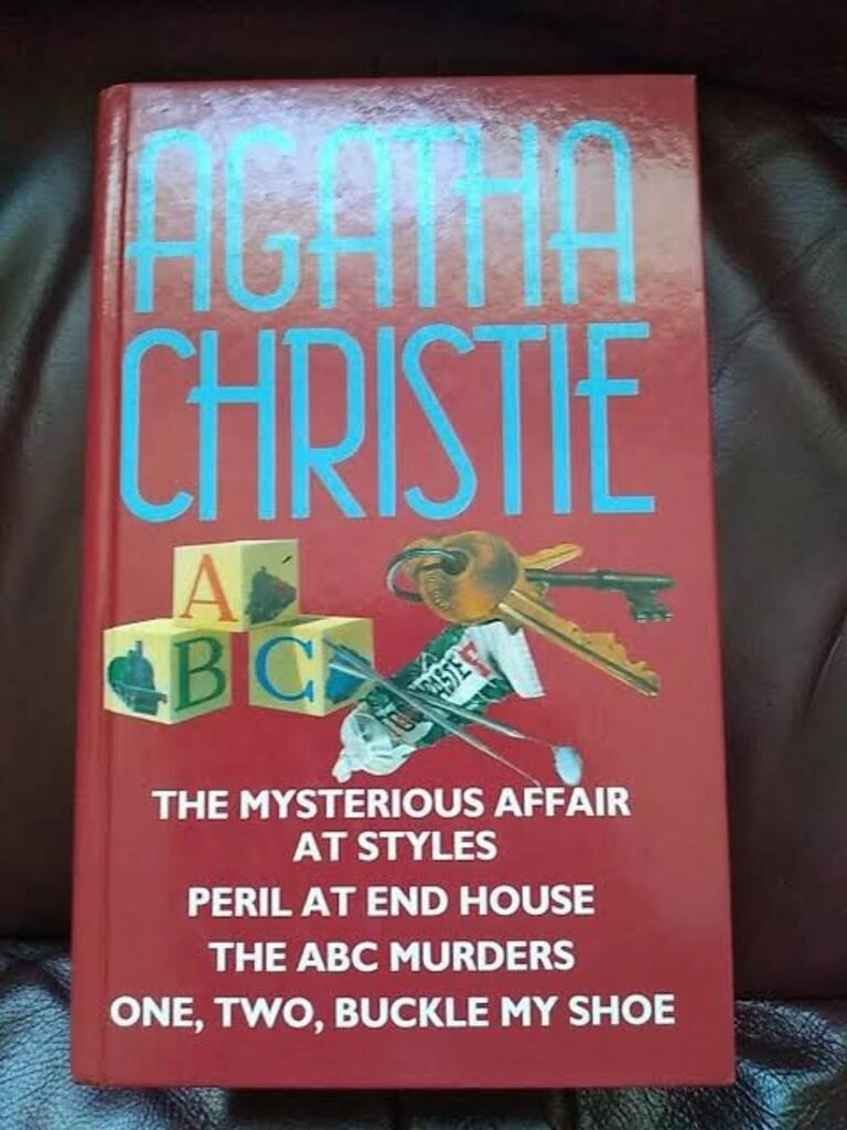 The musterious affair at styles (used,hard cover,good condition)