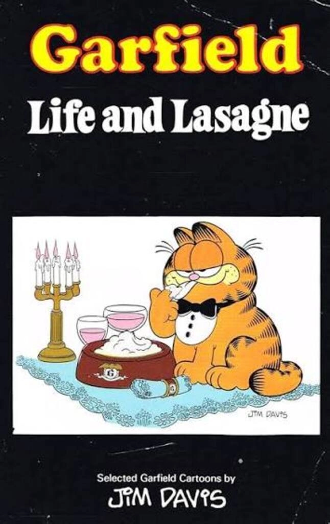 garfield life and lasagne (used,paper back, good condition)