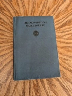 The new hudson shakespeare the tradegy of othello (used,hard cover, good condition)