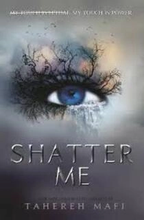 shatter me (used,paper back,good condition)