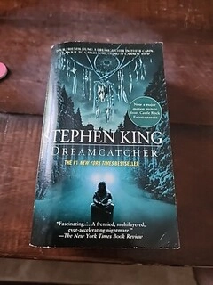 dreamcatcher (used,paper back, good condition)