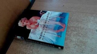 marilyn monroe (used,hard cover,good condition)