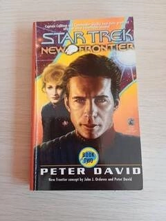 star trek new frontier (used,paper back, good condition)