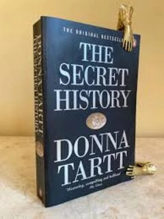 The secret history (used,paper back, good condition)