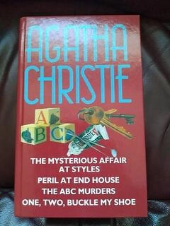 The musterious affair at styles (used,hard cover,good condition)