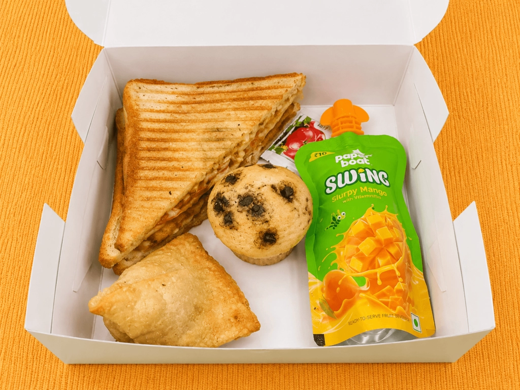 Sandwich Samosa Combo
