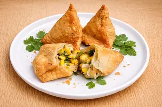 Masala Corn Samosa -1pc