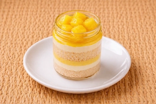 Mango Jar Cake