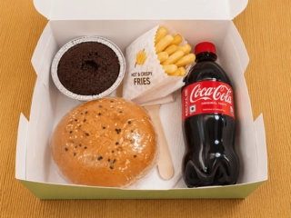Cheese Burger,Choco Lava cupcake Combo