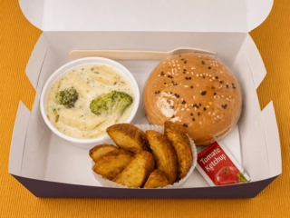 Burger, Pasta, Potato wedges Combo