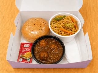 Burger,Veg Chowmein,Veg Manchurian balls Combo
