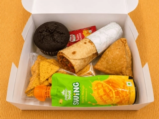 Veg Kati Roll,Corn Samosa Combo