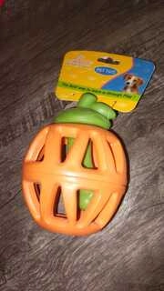 Leo Pet Treat Toy for pets